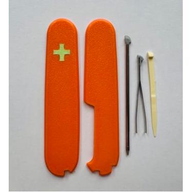 Imagem de Capas de substituição para balanças Victorinox mais alças de plástico de 91 mm com pinça de palito e caneta esferográfica cruz brilhante (laranja)