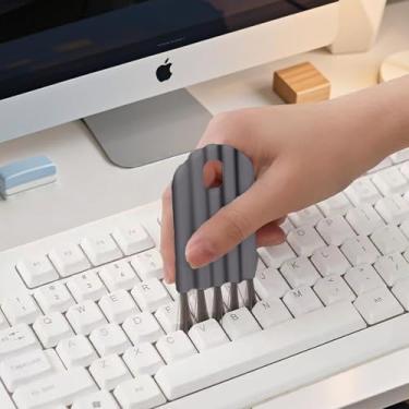 Imagem de Conjunto de 3 pincéis de limpeza de teclado – Escova flexível para fendas – Cerdas macias para computador, escritório e limpeza doméstica