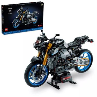 Imagem de Brinquedo Technic 42159 Moto Yamaha MT-10 SP com Motor de 4 Cilindros e Transmissão de 3 Velocidades Amarelo Lego