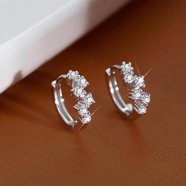 Imagem de Brincos de argola com círculos geométricos com detalhes de zircônia, brincos de argola cintilantes minimalistas para mulheres, joias delicadas elegantes para o dia a dia, uso para todas as estações