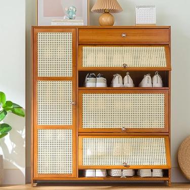 Imagem de NRNQMTFZ Armário de armazenamento de sapatos de bambu com 4 portas de vime, sapateira portátil, organizador de sapatos, prateleira de metal (quatro portas abertas)