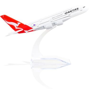 Imagem de QIYUMOKE Airbus A380 Qantas Airways 1/400 Diecast Metal Airplane Model with Stand Sky Jumbo Airliner Model Plane Alloy Display Collectible Model Kit for Aviation Enthusiast Gift