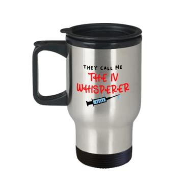 Imagem de Caneca de viagem IV Whisperer - They Call me the IV Whisperer Copo de café isolado - Presentes IV Whisperer