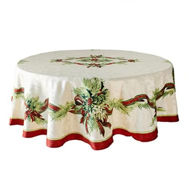 Imagem de Benson Mills Toalha de mesa de tecido impresso com fitas de Natal, inverno, feriado e Natal (177,8 cm redondo, fitas de Natal)