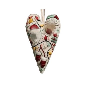 Imagem de Enfeite de coração de Natal feito à mão, decoração de férias de tecido, padrão rústico de rena e Papai Noel, decoração de árvore suspensa (um)