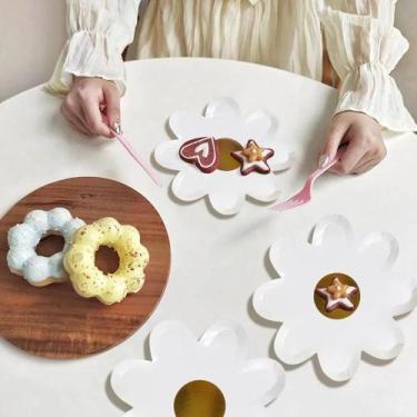 Imagem de Pratos De Papel Descartáveis Com Bolinhas Douradas 10 20 50 Peças Deco