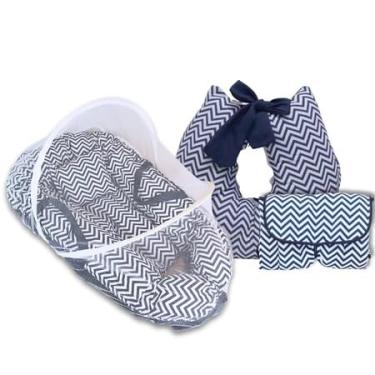 Imagem de Kit Completo para o Conforto e Cuidado do Bebê – Ninho com Mosquiteiro, Almofada de Amamentação e Trocador! (Chevron Marinho)