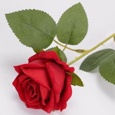 Imagem de 5 peças de flores artificiais – flores de rosas vermelhas com folhas, arranjos florais falsos para casa, banheiro, escritório, mesa, mesa central, prateleira, decorações de casamento