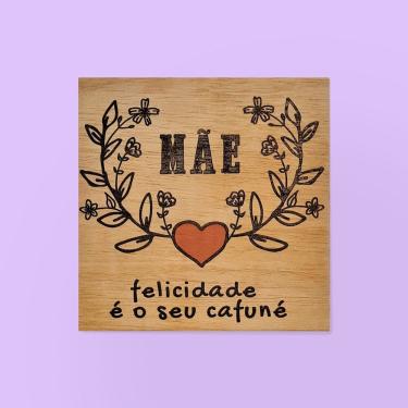 Imagem de Quadrinho Decorativo Felicidade É Seu Cafuné Tpc para Presente de Dia das Mães com Design Encantador e Atemporal Marrom