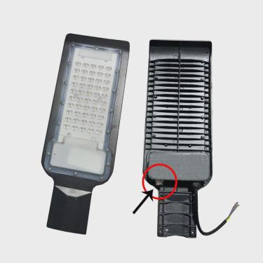 Imagem de Luminária Pública LED smd 100w Branco-frio c/ Fotocélula Embutida Ip67