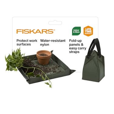 Imagem de Fiskars Tapete de plantio para jardinagem interna – Tapete de replantio dobrável e bandeja de envasamento com laterais de encaixe, nylon durável resistente à água, 44,5 cm x 44,5 cm