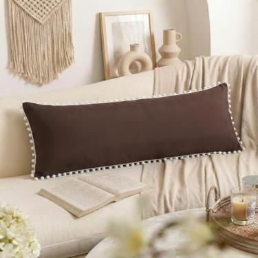 Imagem de Capa de travesseiro corporal marrom escuro 51 x 132 cm capa de travesseiro de corpo bonito branco pompons design de franja boho chique decoração longa capa de travesseiro com fecho de bolso