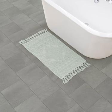 Imagem de French Connection - Tapete de banho Nellore, tapete de banheiro tecido e contas, 100% algodão, decoração de banheiro premium, lavável na máquina, mede 50 x 96, azul claro