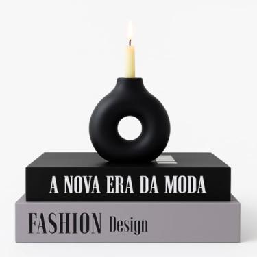Imagem de Kit Livros Decorativos com Capa Realista + Enfeite Preto com Design Orgânico que Pode Ser Usado como Castiçal – Decoração Moderna para Sala, Quarto ou Mesa de Centro