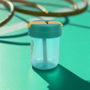 Imagem de 1 garrafa de água com canudo duplo de hidratação 300 ml PC PP silicone verde 11,5 x 8,5 x 8,5 cm