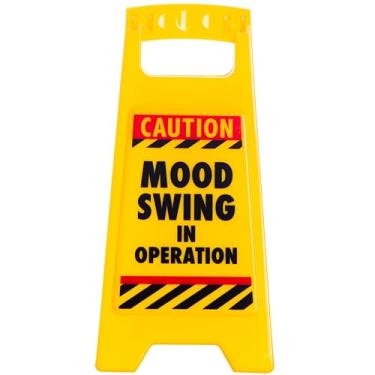 Imagem de Boxer Gifts Placa de aviso de humor para escritório "Mood Swing" | Presente de Papai Noel secreto hilário para ele, sua colega | Presente para adolescente maluco