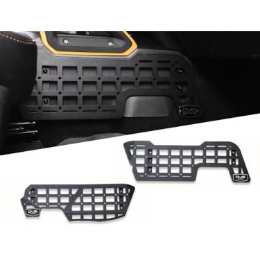 Imagem de DV8 Offroad Painéis Molle Para Console Central Dv8'S Ford Bronco 2021-2024, Suportes Equipamentos E Acessórios De Acesso Rápido, Construção Em Aço Durável, Acabamento Pintura A Pó Preto, Lado Do Mot