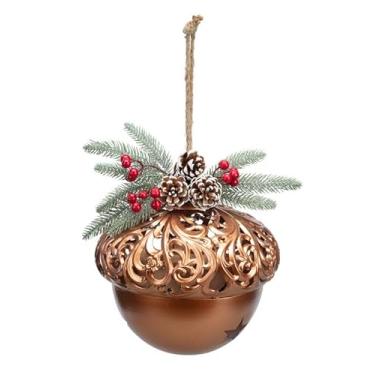 Imagem de Napco Enfeite de Natal rústico bronze bolota com pinheiros e bagas 27,3 cm A x Op 24,8 cm diâmetro metal exclusivo decoração de sino de Natal para árvore, guirlanda ou cabide de porta