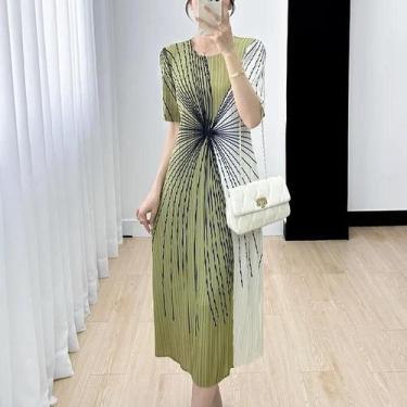 Imagem de Vestido Plissado Preto E Branco Feminino Com Decote Redondo E Mangas C