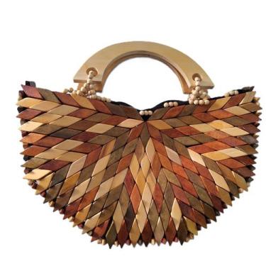 Imagem de Bolsa Madeira 3 Tons Meia Lua Mão Corte Reto 29cm x 16 cm - Ideias by 