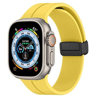 Imagem de Para Apple Watch Band 41mm 40mm 38mm, pulseira esportiva ajustável pulseira de silicone macio feminino masculino fivela magnética para iWatch Series 8 7 SE 6 5 4 3 2 1, amarelo