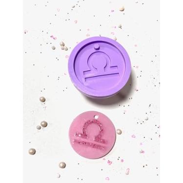 Imagem de Confeitaria dos Moldes, R158 Molde de silicone signo Libra chaveiro resina decorar