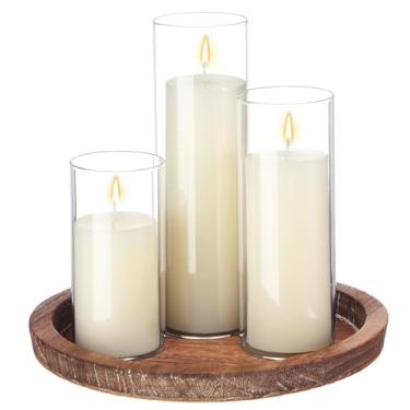 Imagem de Shihanee Placa decorativa de madeira redonda bandeja de vela de madeira rústica 28,4 cm com 3 velas brancas marfim e 3 castiçais de cilindro de vidro para mesa central de mesa de Natal 7,6 cm x 15 cm,
