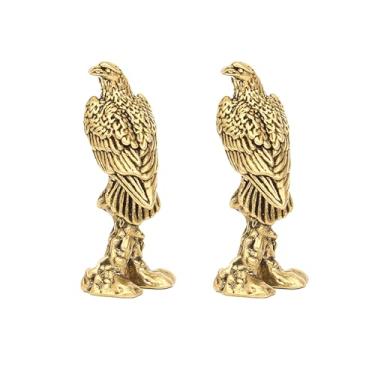Imagem de DTSFHTDAL 2 peças de bronze águia bronze esculpido ornamentos de latão - mini estatueta de animal, estátuas douradas, decoração de casa - chá animal de estimação - decoração de mesa para estante de