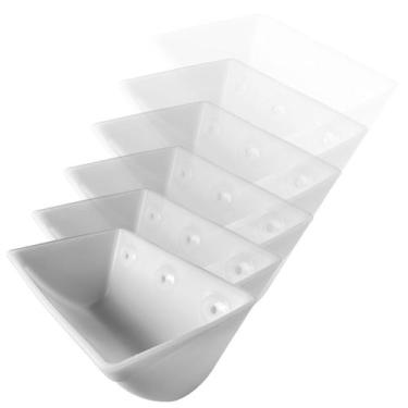 Imagem de 10 Caneca Plastica N12 para Elevador de Grãos Secador e Colhedeira - P