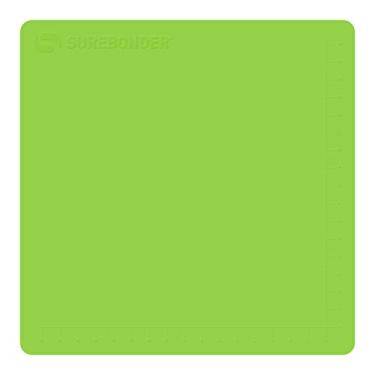 Imagem de Surebonder Tapete de silicone grande com régua para projetos de pistola de cola quente, superfície flexível e resistente ao calor para facilitar a limpeza ou uso para projetos de rastreamento, tamanho: 48 x 48 cm (6201)