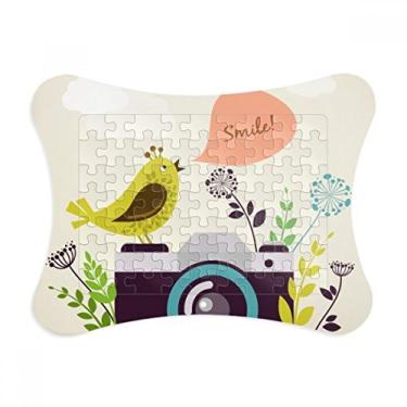 Imagem de Ilustração pássaro saudação na câmera moldura de quebra-cabeça decoração enfeite de jogo quebra-cabeça