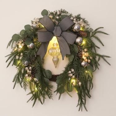 Imagem de Guirlanda de Natal com poinsétias vermelhas, ornamentos dourados e pinhas, decoração de porta de feriado artificial de 61 cm (prata)