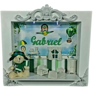 Imagem de Quadro de Porta Maternidade Cenário Led  e nome - URSO AVIADOR BRANCO 