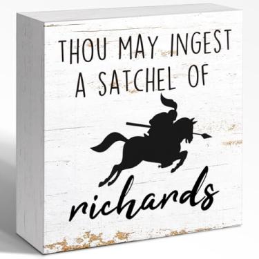 Imagem de WUZYOU Placa de madeira para cozinha sarcástica 12,4 x 12,2 cm, Thou May Inget A Satchel Of Richards Wood Block Sign Wall Decoration, Funny Humorous Decoration For Home Kitchen Desk Shelf