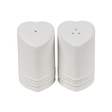 Imagem de SET LE CREUSET SALEIRO E PIMENTEIRO CORAÇÃO EM CERÂMICA 130ML BRANCO 89373130100003