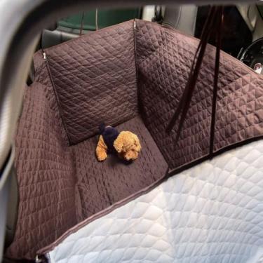 Imagem de Capa Protetora Carro SUV Pet Banco Trasseiro Impermeável Plus com Encaixe para Cinto- 2,03x 1,56cm (Marrom)