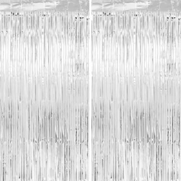 Imagem de Decorações de Natal com serpentinas prateadas – Pacote com 2 espessas 9 x 16 m – Cortinas de fundo com franjas de folha de estanho, adereços de cabine de fotos para aniversários, despedidas de