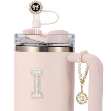 Imagem de 3 peças Stanley Cup Accessories - Capa de canudo para copo de 30 e 1,134 g Topo de palha de 10 mm, corrente de pingentes iniciais de silicone para decoração de alça e adesivo de letras - I