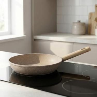 Imagem de Frigideira Indução 24cm Antiaderente Cabo Madeira Linha Marble - Cozinha Profissional