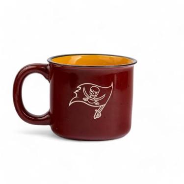 Imagem de The Memory Company | Caneca de acampamento licenciada NFL de 425 g com logotipo, Tampa Bay Buccaneers