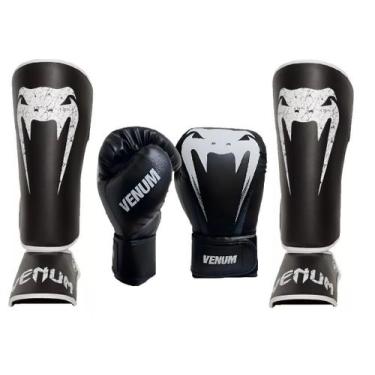 Imagem de Kit Caneleiras Giant e Luvas Boxe Muay Thai Full Logo Pro Preto Venum,
