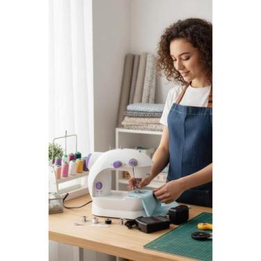 Imagem de 2x Mini Máquina Costura Elétrica Bivolt Portátil Branca - Congratulati