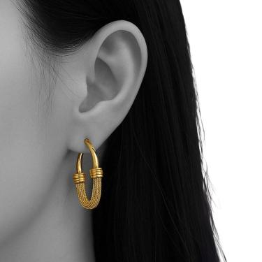 Imagem de Brinco Argola Dourada Trabalhada Textura Luxo Feminino Festa