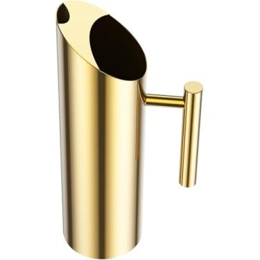 Imagem de Jarro de água de aço inoxidável, jarro de água de metal à prova de ferrugem com protetor de gelo e alça, jarra polida para geladeira, ideal para leite, suco, chá gelado, café, vinho (1L - Gold)