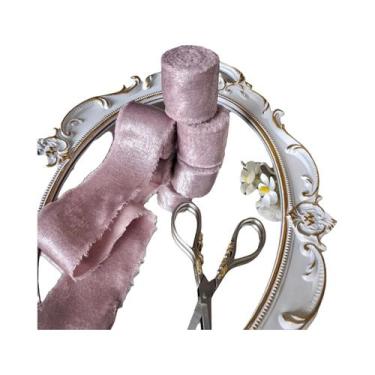 Imagem de Fita De Renda Iridescente Em Chiffon De Seda Com Borda Aramada Para De