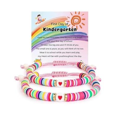 Imagem de VIYPDRST Conjunto de pulseiras combinando "First Day of School" Mommy and Me, presentes de volta às aulas, ajustável, combinando, coração, desejo, pulseira de coração, contas de argila, conjunto de
