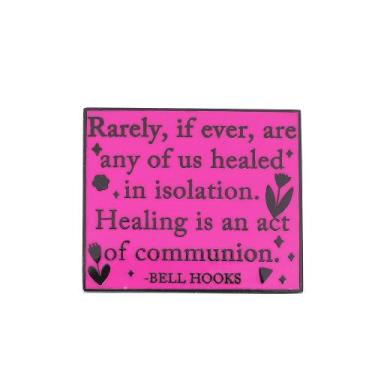 Imagem de Brooch Pin Inspirational Quote Bell Hooks Retangular Rosa - yiweisai