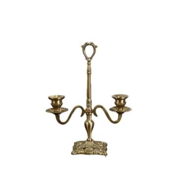 Imagem de CFGH6FDF Castiçal de latão europeu de duas cabeças, luz de castiçal de luxo, decoração de mesa, suporte de vela, ornamentos de sala de estar, suporte à luz de velas