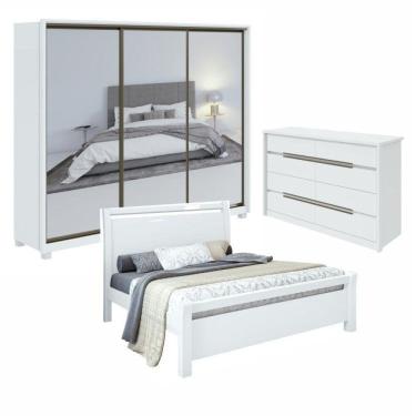 Imagem de Quarto com Guarda-Roupa Casal com 3 Espelhos 3 Portas, Cômoda Urban 8 Gavetas e Cama Casal Reali Branco
