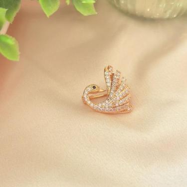 Imagem de Broche Mini Cisne Dourado com Zircônias - Pistache Acessórios